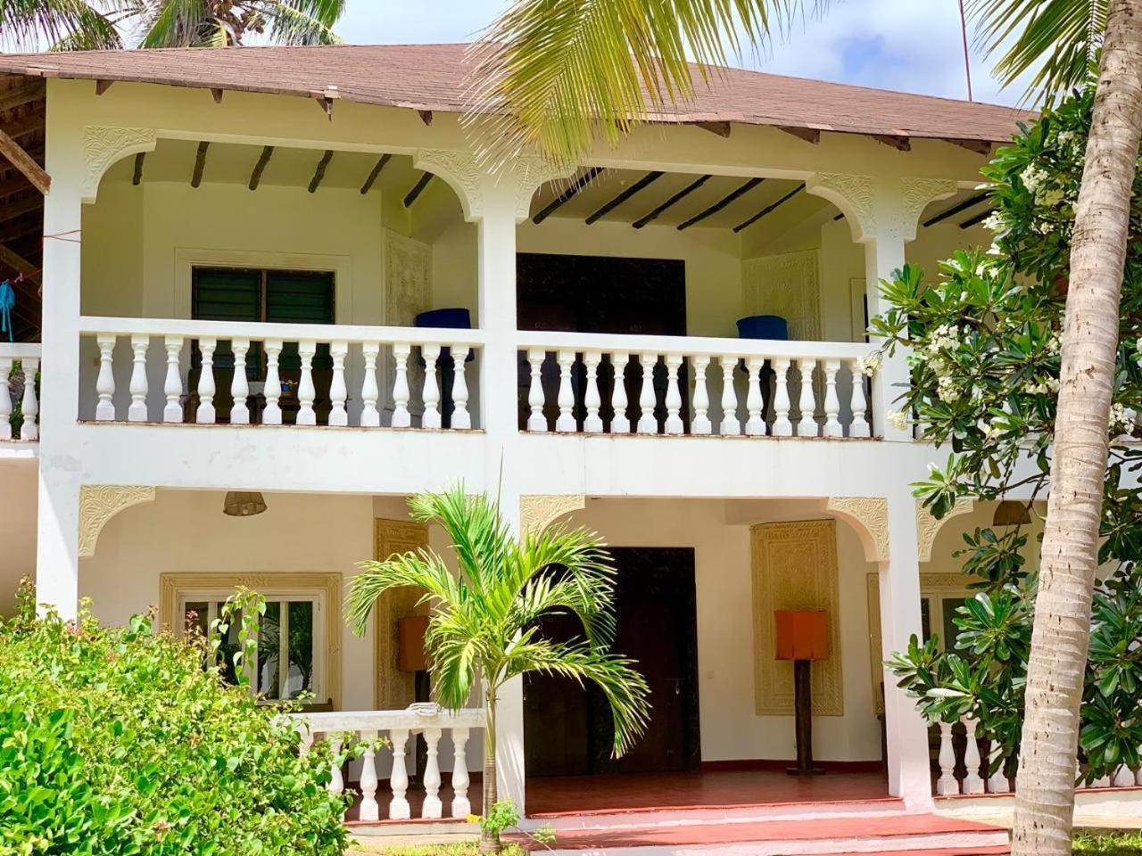 Lily Palm Resort Watamu Buitenkant foto
