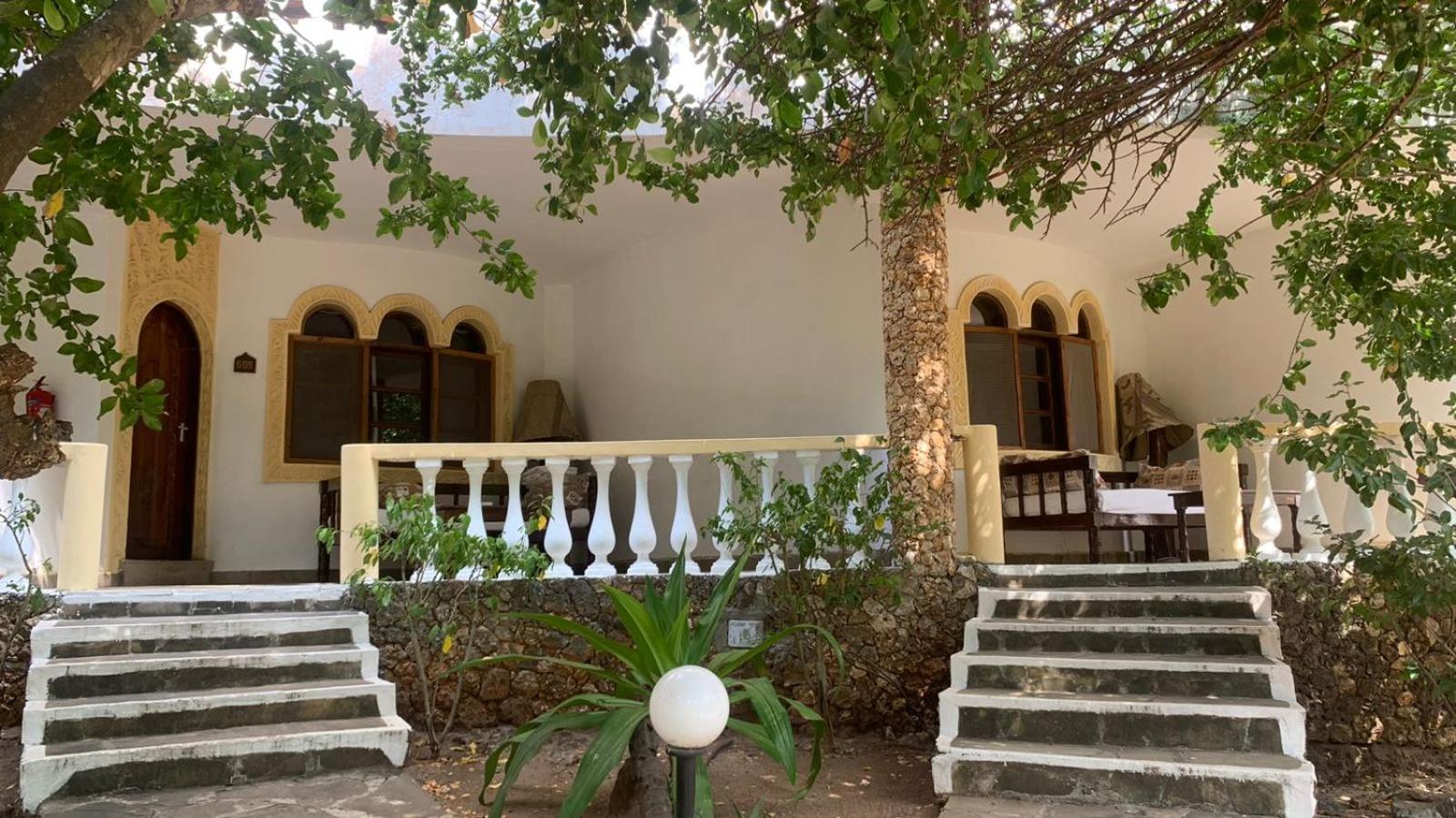 Lily Palm Resort Watamu Buitenkant foto